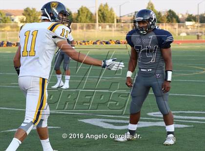 Thumbnail 2 in Turlock vs Freedom photogallery.