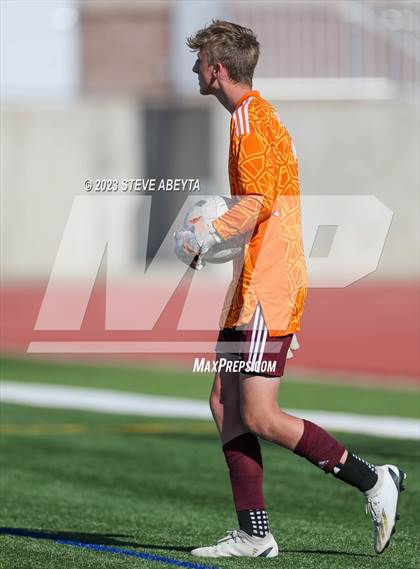 Thumbnail 1 in Regis Jesuit @ Ponderosa photogallery.