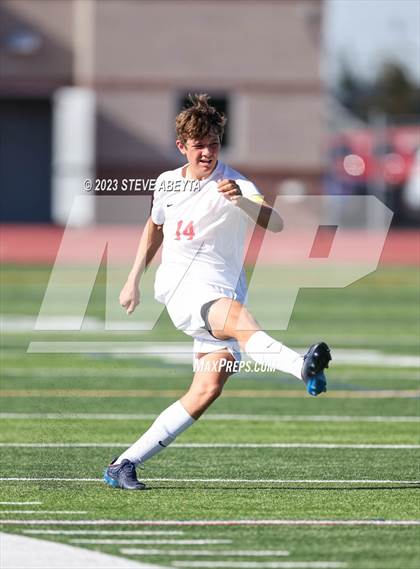 Thumbnail 1 in Regis Jesuit @ Ponderosa photogallery.