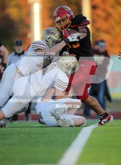 Thumbnail 1 in Mt. Carmel vs Roxana (3A Semifinals) photogallery.