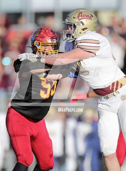 Thumbnail 3 in Mt. Carmel vs Roxana (3A Semifinals) photogallery.