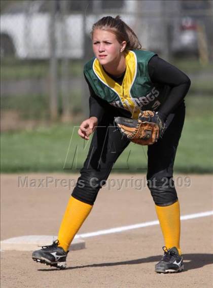 Thumbnail 1 in Le Grand vs. Golden Sierra (CIF SJS Playoffs) photogallery.