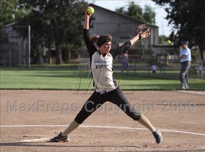 Thumbnail 3 in Le Grand vs. Golden Sierra (CIF SJS Playoffs) photogallery.