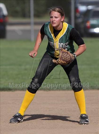 Thumbnail 3 in Le Grand vs. Golden Sierra (CIF SJS Playoffs) photogallery.