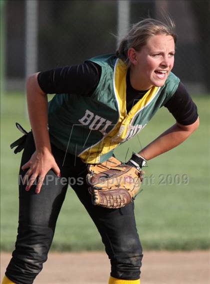 Thumbnail 2 in Le Grand vs. Golden Sierra (CIF SJS Playoffs) photogallery.