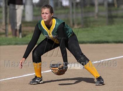 Thumbnail 3 in Le Grand vs. Golden Sierra (CIF SJS Playoffs) photogallery.