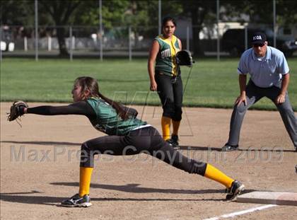Thumbnail 3 in Le Grand vs. Golden Sierra (CIF SJS Playoffs) photogallery.