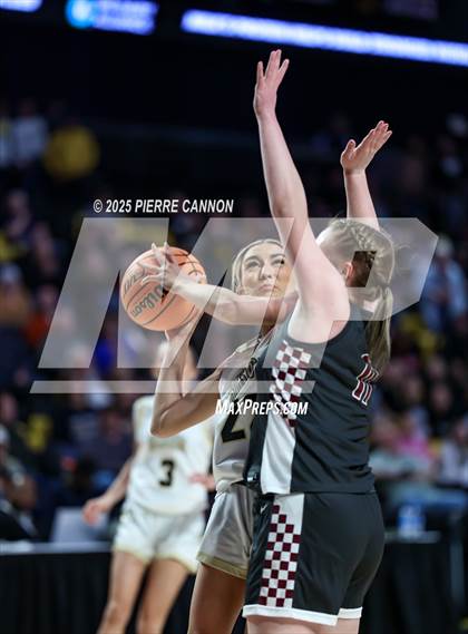 Thumbnail 3 in George Wythe vs Buffalo Gap (VHSL Class 1 State Final) photogallery.