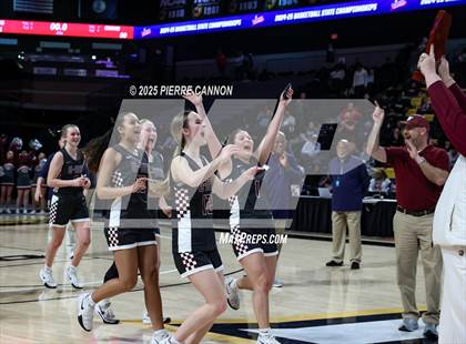 Thumbnail 1 in George Wythe vs Buffalo Gap (VHSL Class 1 State Final) photogallery.