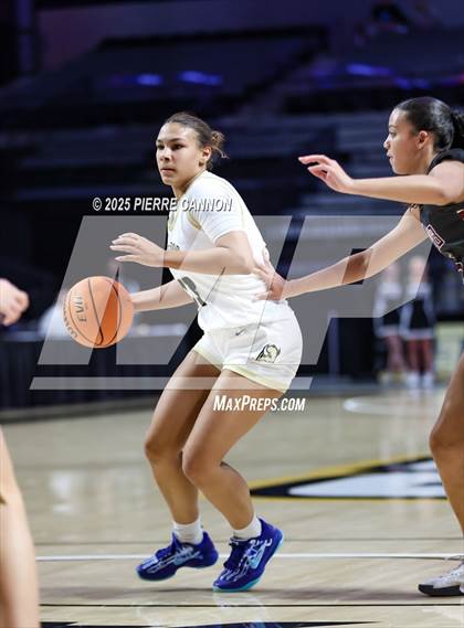 Thumbnail 3 in George Wythe vs Buffalo Gap (VHSL Class 1 State Final) photogallery.