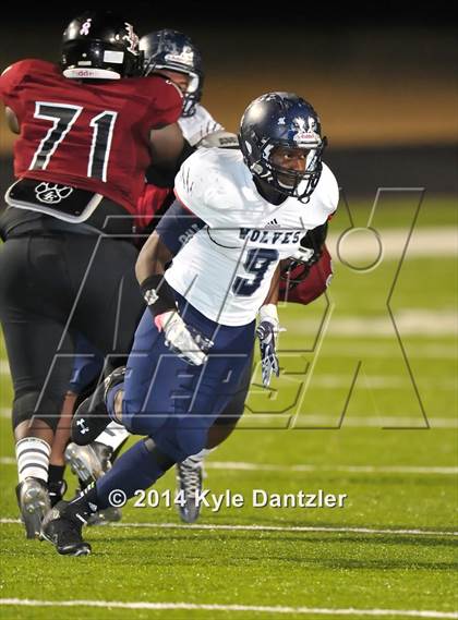 Thumbnail 3 in Liberty-Eylau vs. Ranchview (UIL 4A Division 1 Region 2 Area) photogallery.