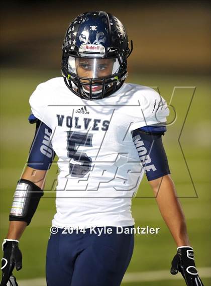 Thumbnail 3 in Liberty-Eylau vs. Ranchview (UIL 4A Division 1 Region 2 Area) photogallery.