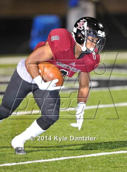 Thumbnail 3 in Liberty-Eylau vs. Ranchview (UIL 4A Division 1 Region 2 Area) photogallery.