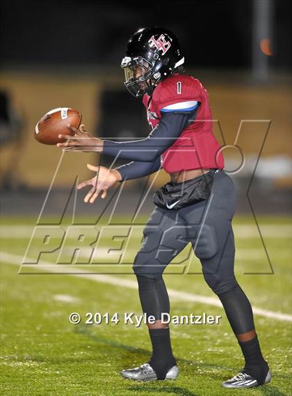 Thumbnail 3 in Liberty-Eylau vs. Ranchview (UIL 4A Division 1 Region 2 Area) photogallery.