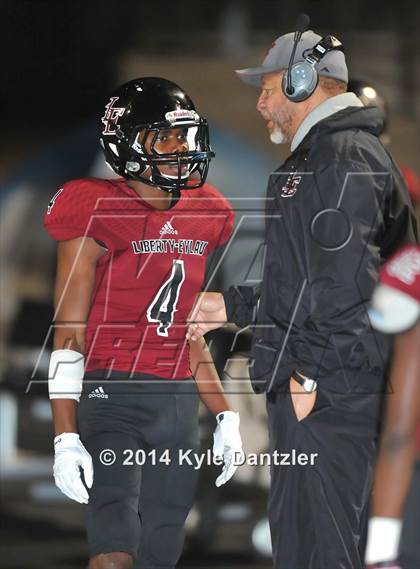 Thumbnail 2 in Liberty-Eylau vs. Ranchview (UIL 4A Division 1 Region 2 Area) photogallery.