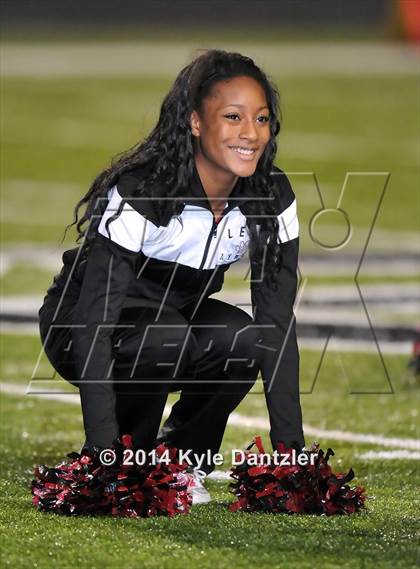 Thumbnail 3 in Liberty-Eylau vs. Ranchview (UIL 4A Division 1 Region 2 Area) photogallery.