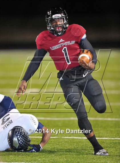 Thumbnail 2 in Liberty-Eylau vs. Ranchview (UIL 4A Division 1 Region 2 Area) photogallery.
