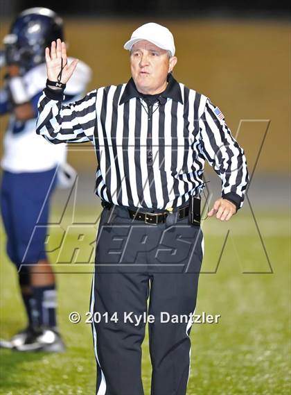 Thumbnail 1 in Liberty-Eylau vs. Ranchview (UIL 4A Division 1 Region 2 Area) photogallery.