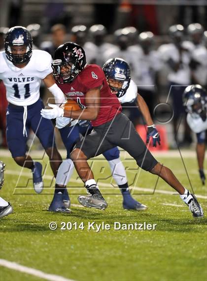 Thumbnail 1 in Liberty-Eylau vs. Ranchview (UIL 4A Division 1 Region 2 Area) photogallery.