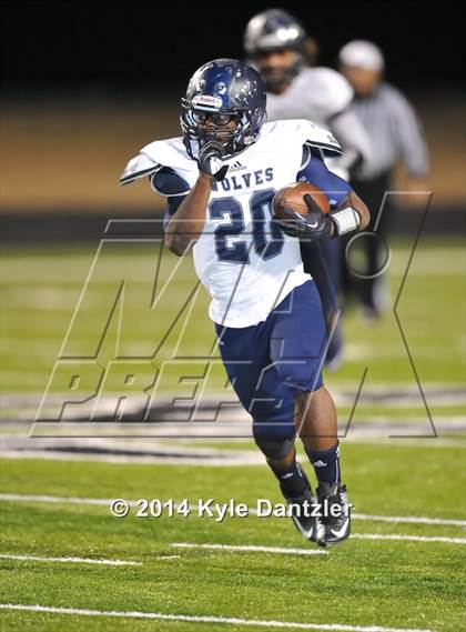 Thumbnail 3 in Liberty-Eylau vs. Ranchview (UIL 4A Division 1 Region 2 Area) photogallery.