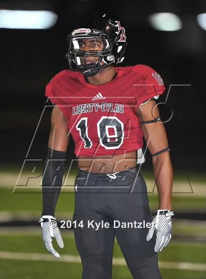 Thumbnail 3 in Liberty-Eylau vs. Ranchview (UIL 4A Division 1 Region 2 Area) photogallery.