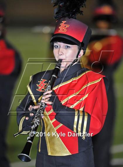 Thumbnail 2 in Liberty-Eylau vs. Ranchview (UIL 4A Division 1 Region 2 Area) photogallery.