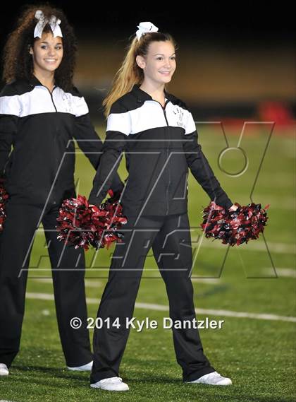Thumbnail 1 in Liberty-Eylau vs. Ranchview (UIL 4A Division 1 Region 2 Area) photogallery.