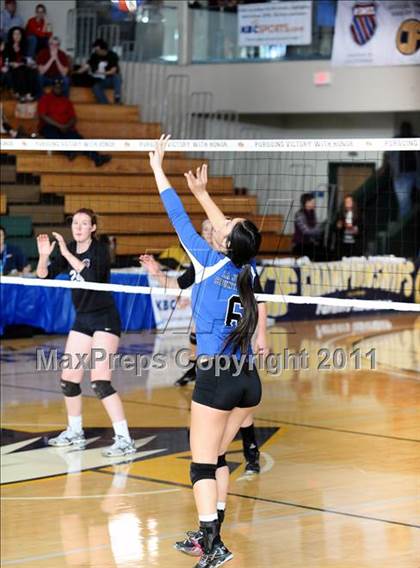 Thumbnail 2 in La Jolla Country Day vs. Union Mine (CIF State D4 Final) photogallery.