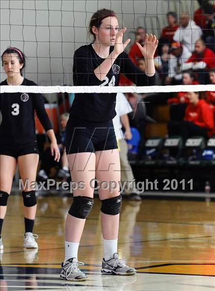 Thumbnail 3 in La Jolla Country Day vs. Union Mine (CIF State D4 Final) photogallery.