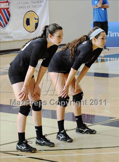 Thumbnail 3 in La Jolla Country Day vs. Union Mine (CIF State D4 Final) photogallery.