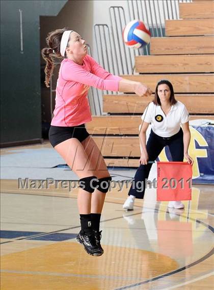 Thumbnail 3 in La Jolla Country Day vs. Union Mine (CIF State D4 Final) photogallery.