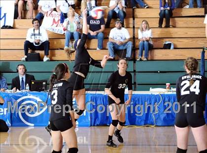 Thumbnail 1 in La Jolla Country Day vs. Union Mine (CIF State D4 Final) photogallery.
