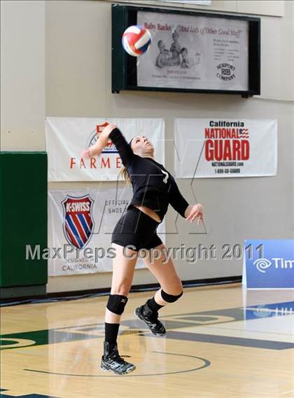 Thumbnail 3 in La Jolla Country Day vs. Union Mine (CIF State D4 Final) photogallery.