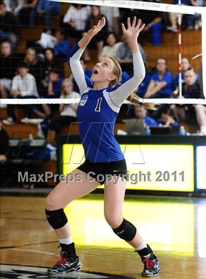 Thumbnail 3 in La Jolla Country Day vs. Union Mine (CIF State D4 Final) photogallery.