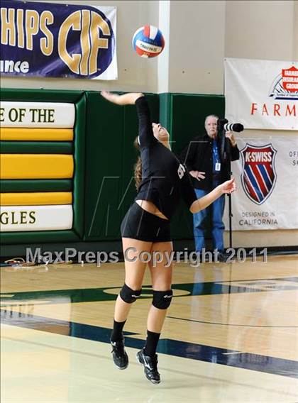 Thumbnail 2 in La Jolla Country Day vs. Union Mine (CIF State D4 Final) photogallery.