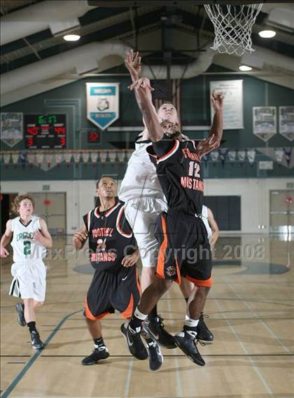 Thumbnail 2 in Foothill vs El Camino (Sheldon Winter Classic) photogallery.