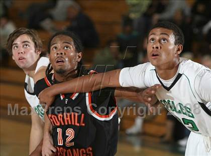 Thumbnail 3 in Foothill vs El Camino (Sheldon Winter Classic) photogallery.