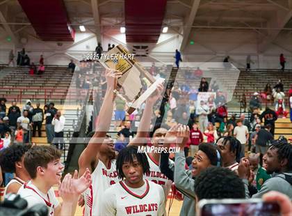Thumbnail 1 in Mooresville vs. Lawrence North (IHSAA 4A Regional) photogallery.