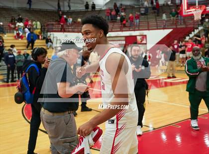 Thumbnail 2 in Mooresville vs. Lawrence North (IHSAA 4A Regional) photogallery.