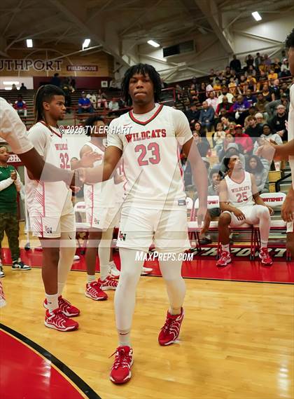 Thumbnail 3 in Mooresville vs. Lawrence North (IHSAA 4A Regional) photogallery.