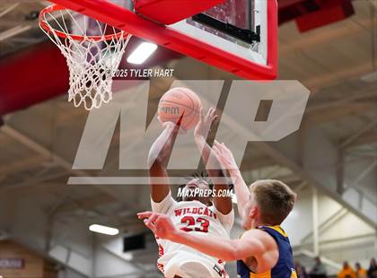 Thumbnail 3 in Mooresville vs. Lawrence North (IHSAA 4A Regional) photogallery.