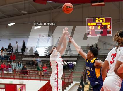 Thumbnail 2 in Mooresville vs. Lawrence North (IHSAA 4A Regional) photogallery.