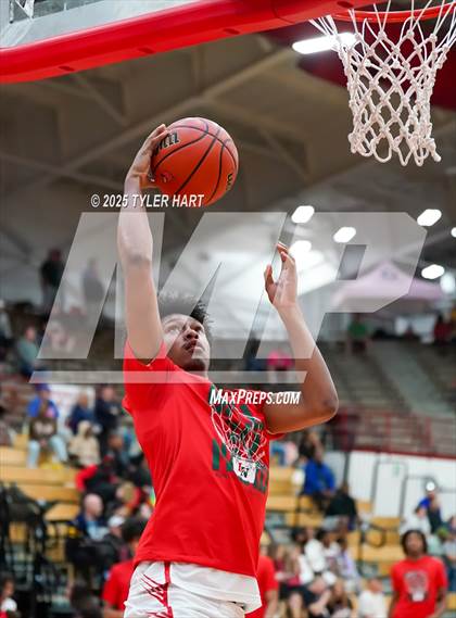 Thumbnail 2 in Mooresville vs. Lawrence North (IHSAA 4A Regional) photogallery.