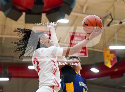 Thumbnail 1 in Mooresville vs. Lawrence North (IHSAA 4A Regional) photogallery.