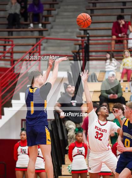 Thumbnail 1 in Mooresville vs. Lawrence North (IHSAA 4A Regional) photogallery.