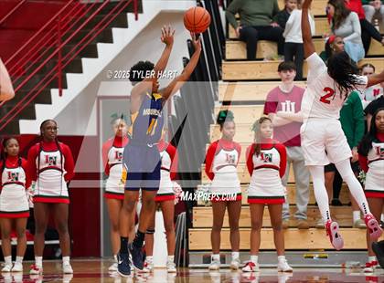 Thumbnail 1 in Mooresville vs. Lawrence North (IHSAA 4A Regional) photogallery.