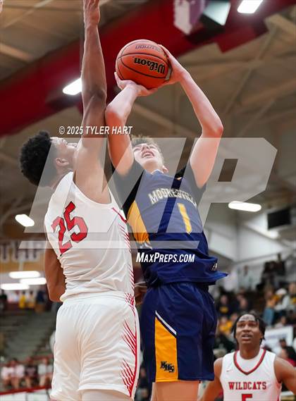 Thumbnail 1 in Mooresville vs. Lawrence North (IHSAA 4A Regional) photogallery.