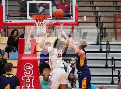 Thumbnail 1 in Mooresville vs. Lawrence North (IHSAA 4A Regional) photogallery.