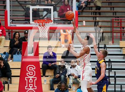Thumbnail 1 in Mooresville vs. Lawrence North (IHSAA 4A Regional) photogallery.