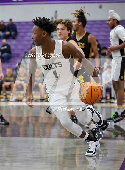 Thumbnail 2 in Roy vs. Cottonwood (Riverton Holiday Tournament) photogallery.